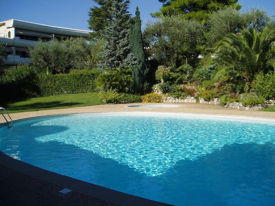 80M2 Dans Parc Classe, Piscine, Calme, 5Mn De Cannes Le Cannet Luaran gambar