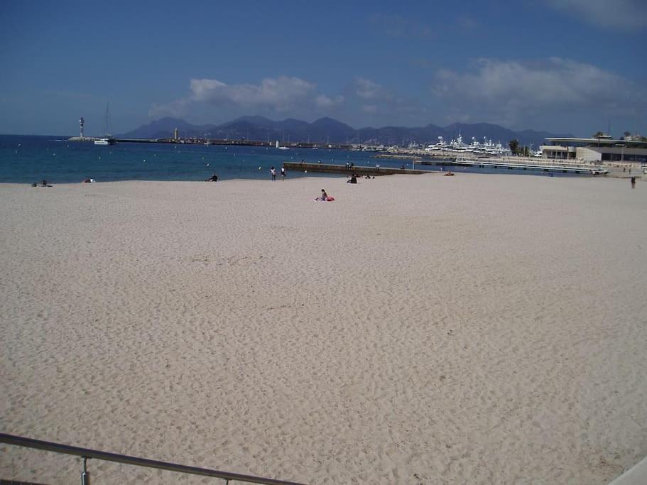 80M2 Dans Parc Classe, Piscine, Calme, 5Mn De Cannes Le Cannet Luaran gambar